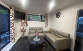 Cute Stylish 2 Bed Rooms